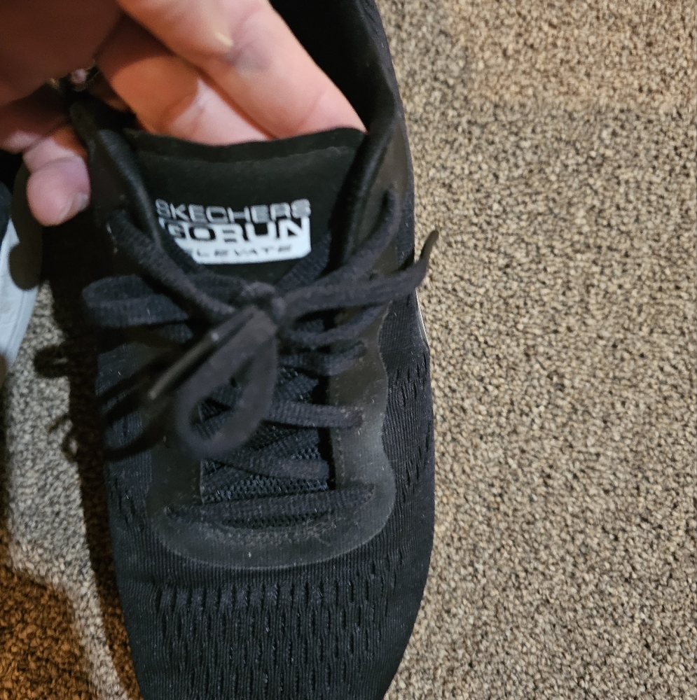 Used Skechers go run ride 11, women's 11 - Picture 2 of 7